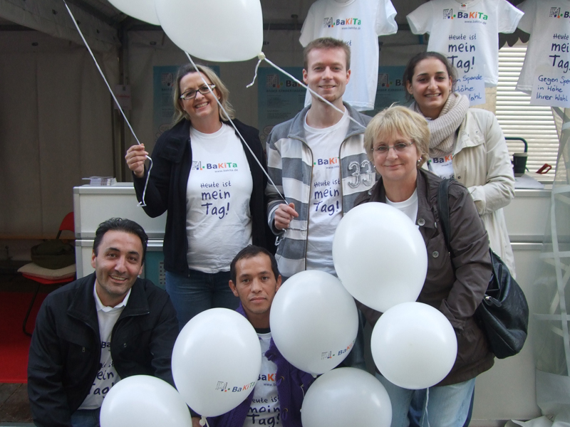 Wir danken den Besuchern des Hohe-Straße-Fests 2011